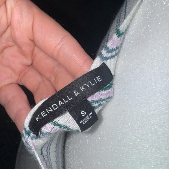 Striped Zip-Front Crop Top - Picture 5 of 5